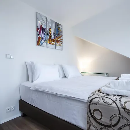 Jagellonska 3* Praha