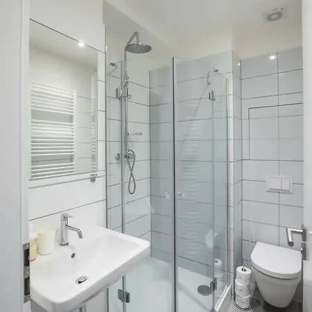 Jagellonska Aparthotel 3*